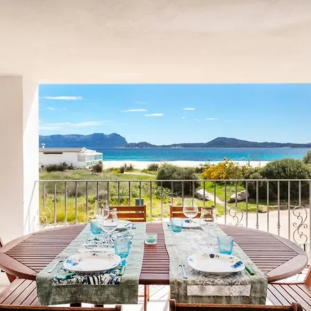 Vista Mozzafiato Fronte Mare Olbia